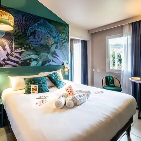 Hotel Grand Confort Le Moulin Rouge Terrasson