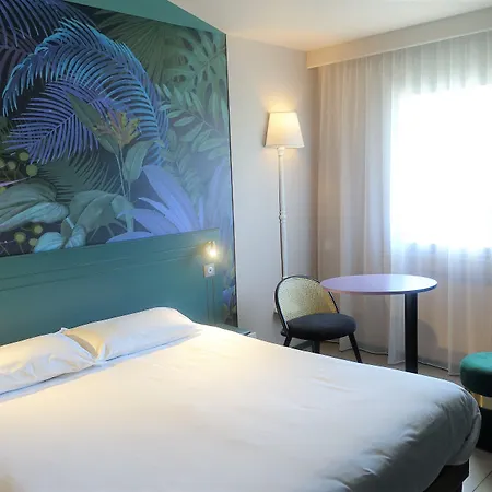 Grand Confort Le Moulin Rouge Hotel Terrasson