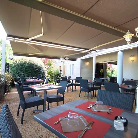 Grand Confort Le Moulin Rouge Hotel Terrasson