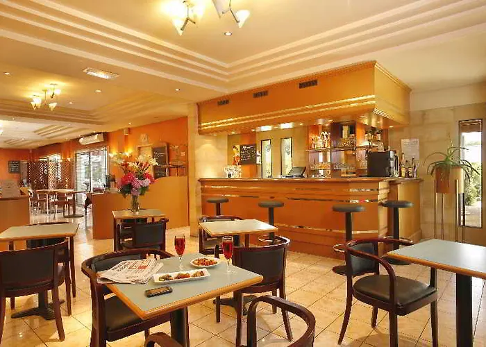 酒店 Grand Confort Le Moulin Rouge