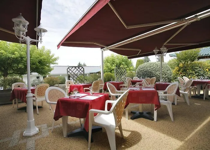 Grand Confort Le Moulin Rouge Terrasson